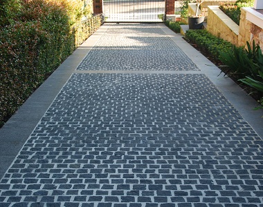 black granite cobblestone pavers