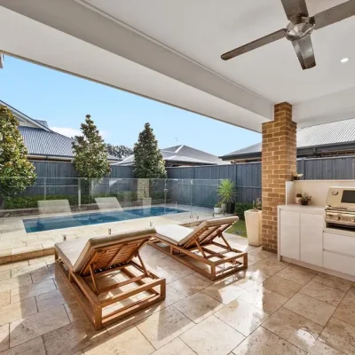 travertine tiles in an outdoor entertainment area